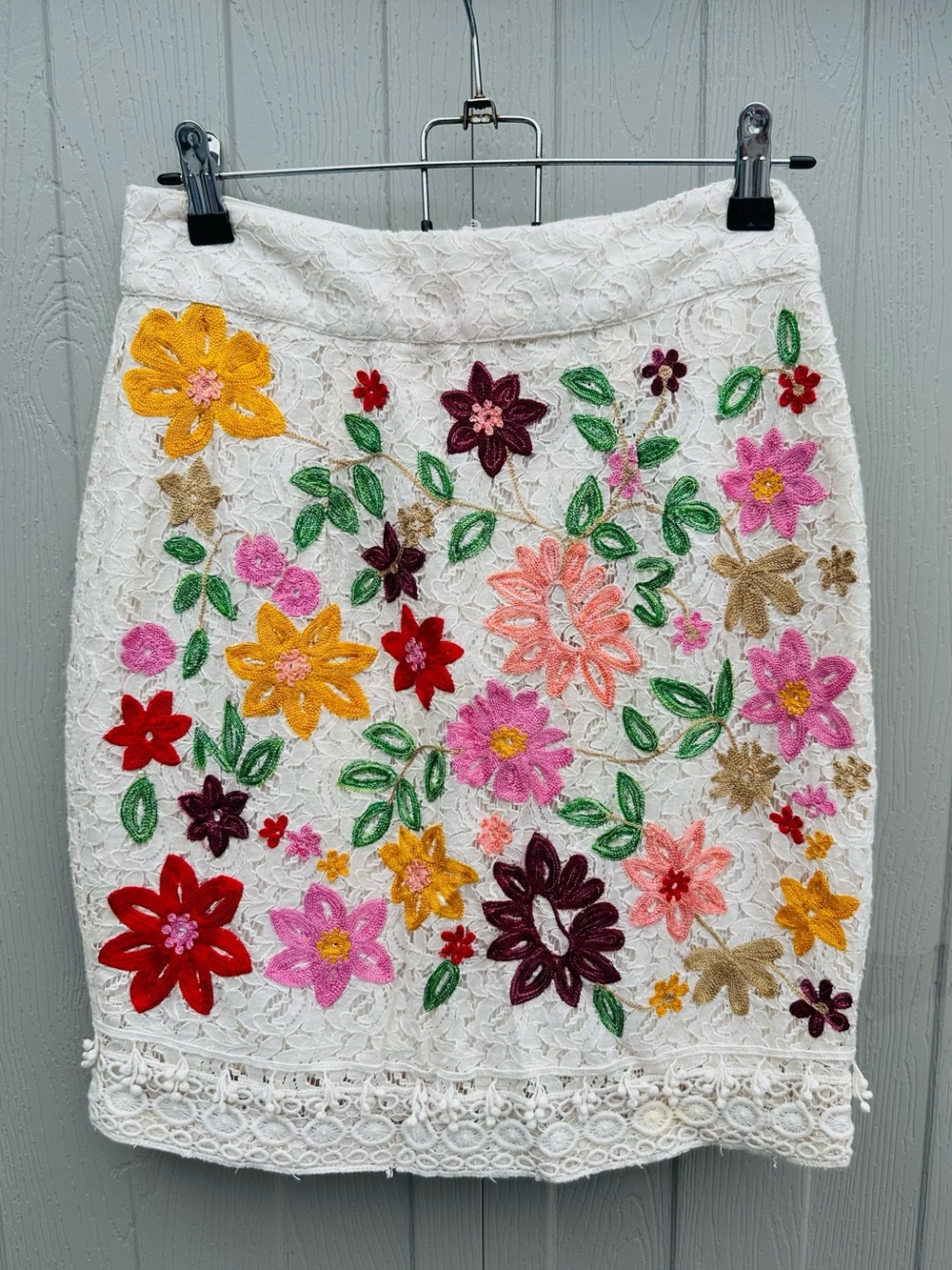 Maeve by Anthropologie Embroidered Floral Lace Mini Skirt Women’s Size 0 White
